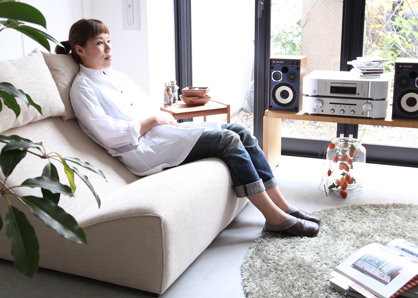 映画鑑賞にピッタリのソファ「Relaxed Sofa 2人掛けソファ」｜ソファ専門店 NOYES