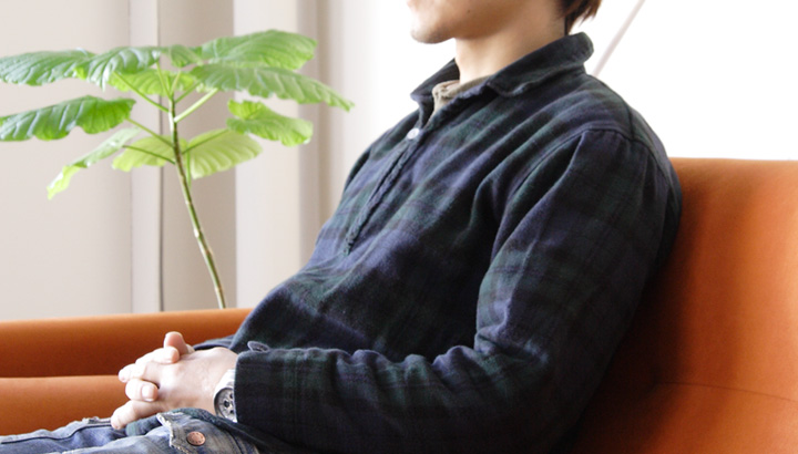 大人気2人掛けソファ「Volster Sofa 2人掛けソファ」：デザイン｜日本