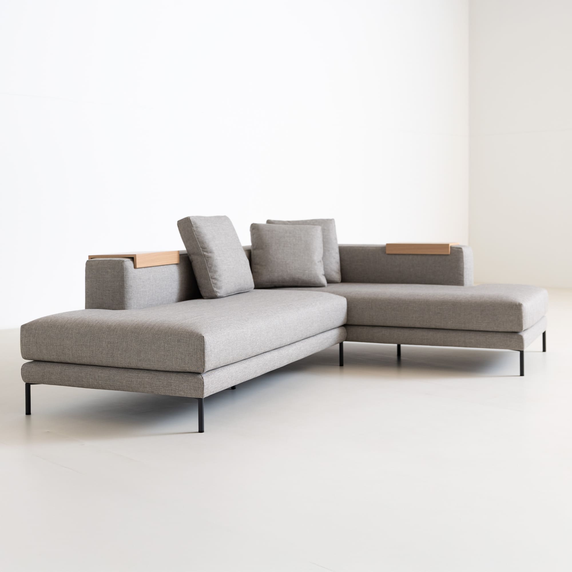 Decibel Standard 3人掛けカウチソファセット2580」 製品詳細