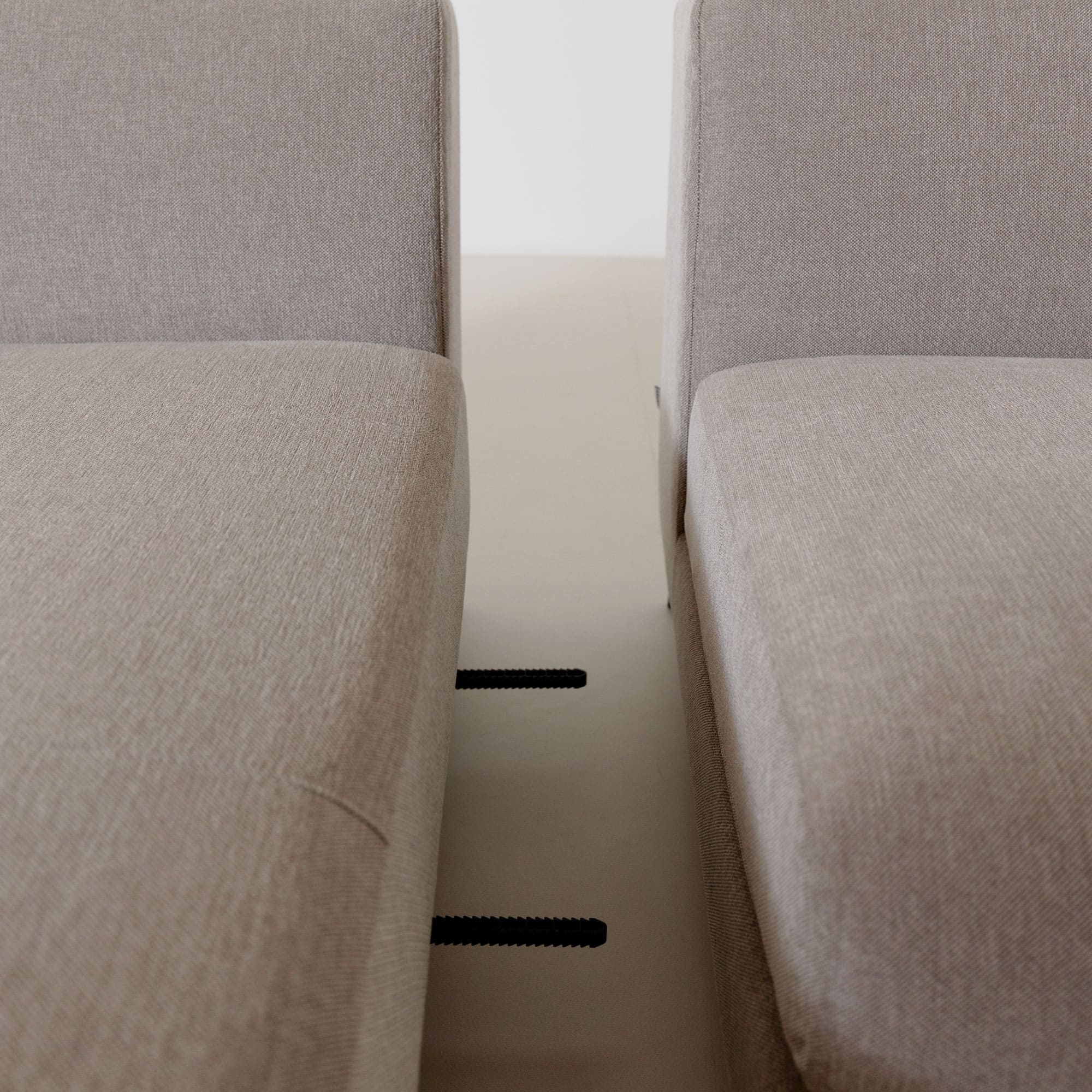 Decibel Traditional 2人掛けカウチソファセット」 製品詳細ページ