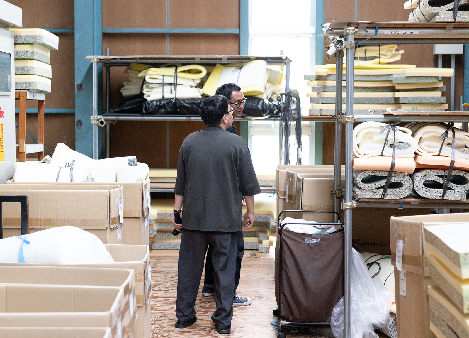 ようこそ、工場見学へ | 国産ソファブランド NOYES