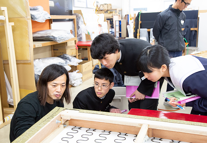 ソファを作ろう。中学生の職場体験　vol006 名古屋市立藤森中学校