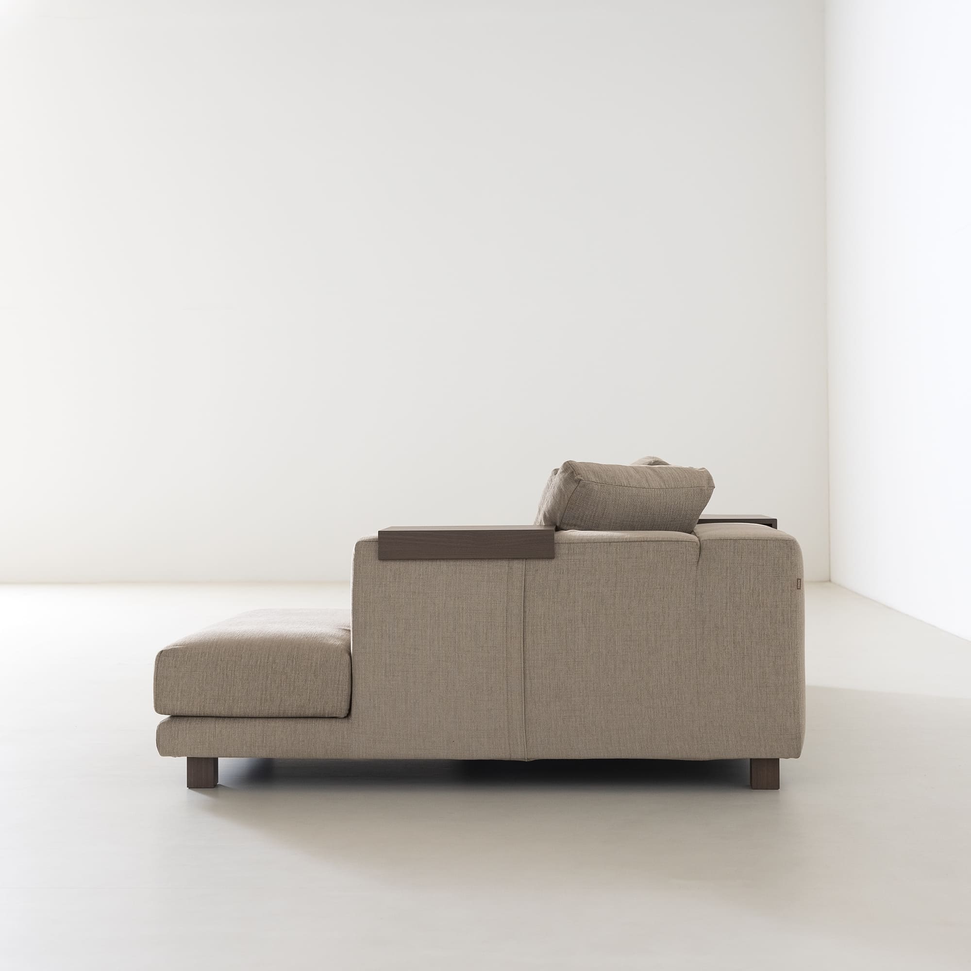 カウチンベスト シリアルNo.付き 工場再整備ソファ「Decibel Standard 2人掛けカウチソファセット 2170