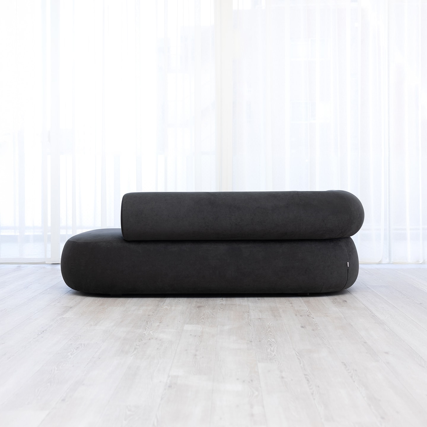 Curvy 3人掛け片ひじ」 製品詳細ページ | 国産ソファブランド NOYES
