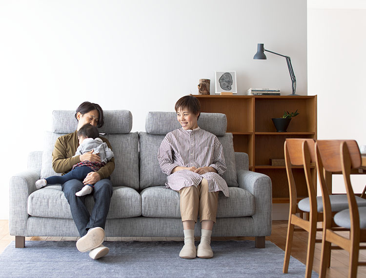 Newsugar Hi Back Modern Hs 3人掛け両ひじ 国産ソファブランド Noyes